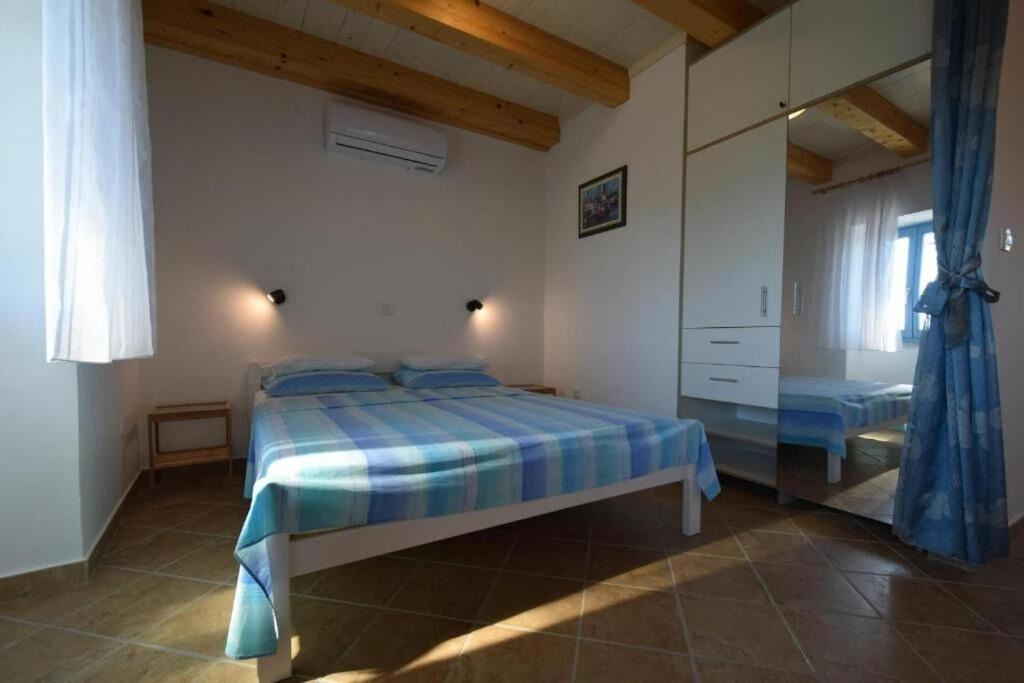 Apartments Insula Insule - Rustic & Peaceful Skrbcici Экстерьер фото